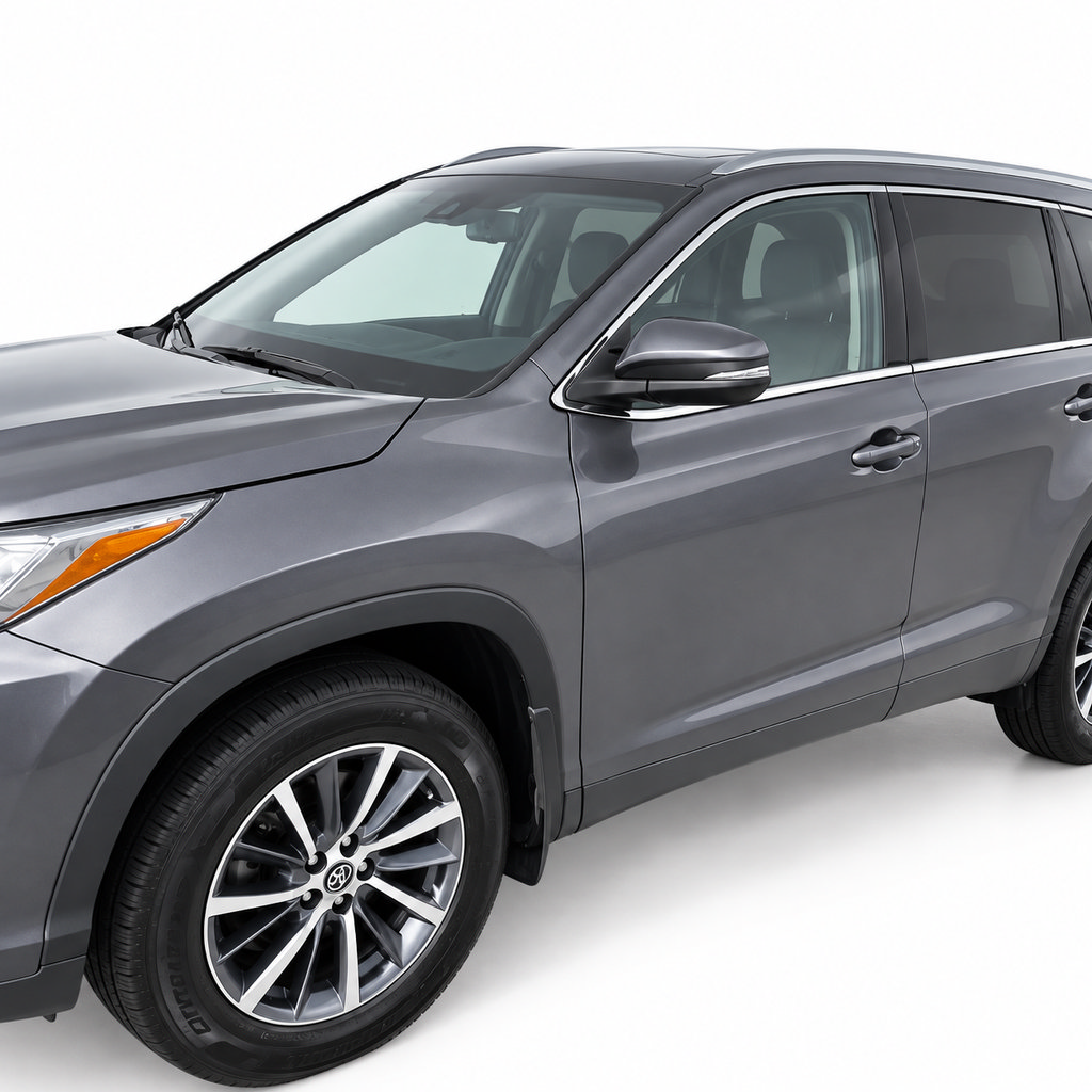 Used 2019 Toyota Highlander XLE AWD/4WD image 4