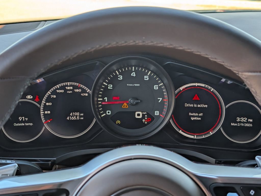 Used 2023 Porsche Cayenne Platinum Edition image 15