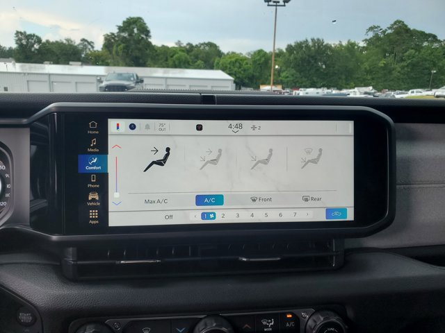 New 2025 Jeep Gladiator Sport AWD/4WD image 16