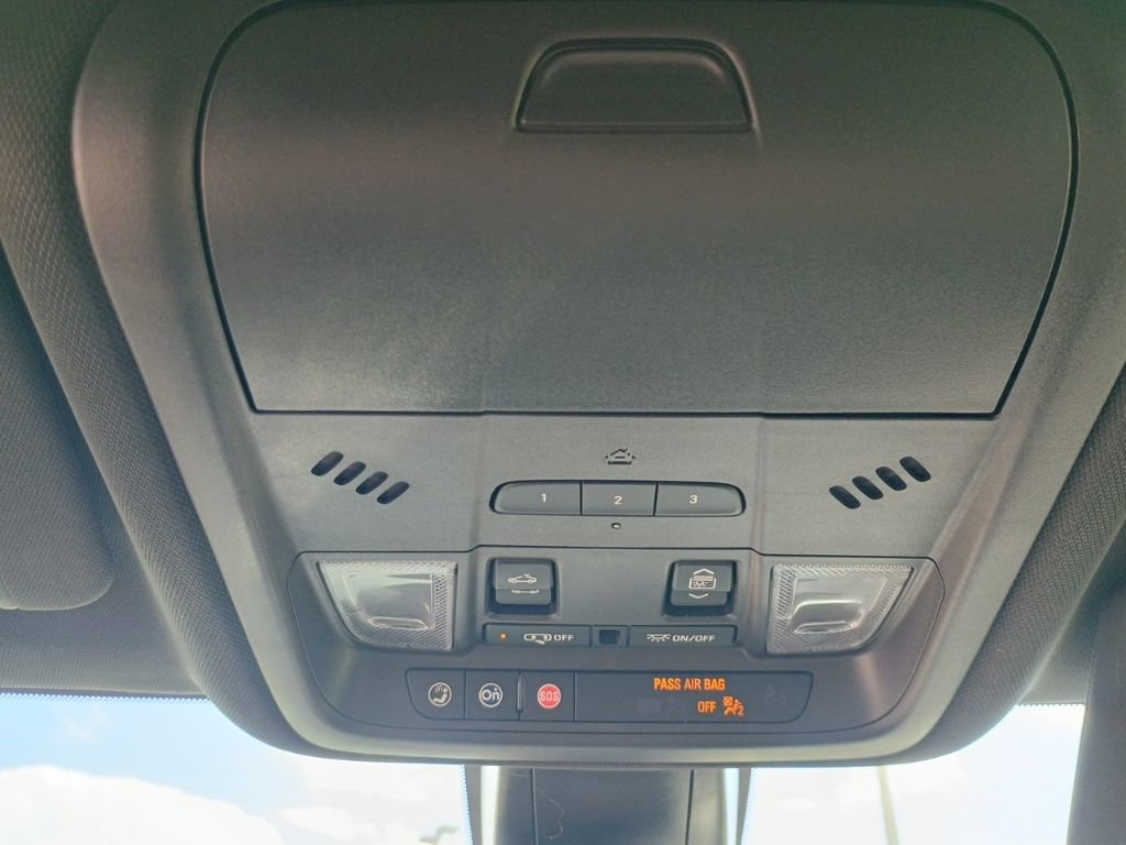 Used 2023 Chevrolet Blazer RS image 33