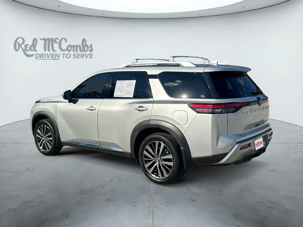 Used 2022 Nissan Pathfinder Platinum w/ Cargo Package FWD image 7