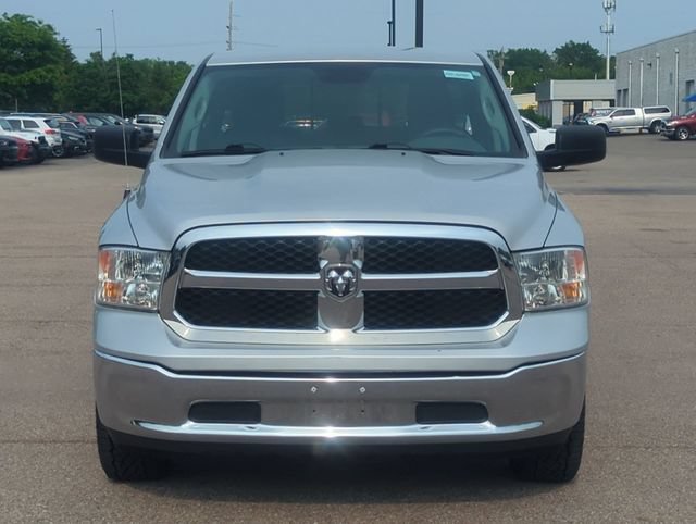 Used 2017 RAM 1500 Classic SLT AWD/4WD image 8