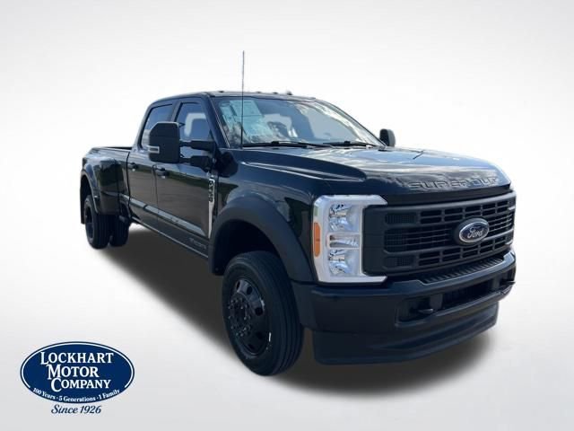 Used 2023 Ford F450 XL image 1