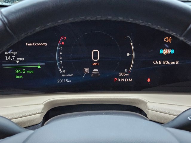 Used 2025 Cadillac XT4 Premium Luxury FWD image 11
