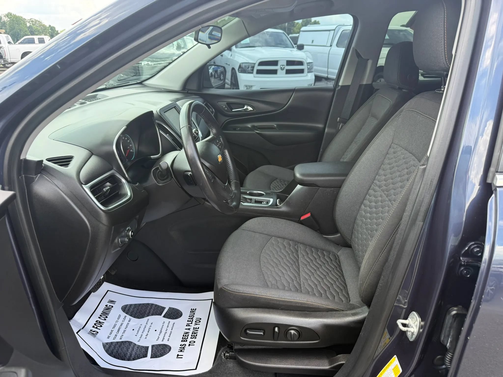 Used 2019 Chevrolet Equinox LT AWD/4WD image 7