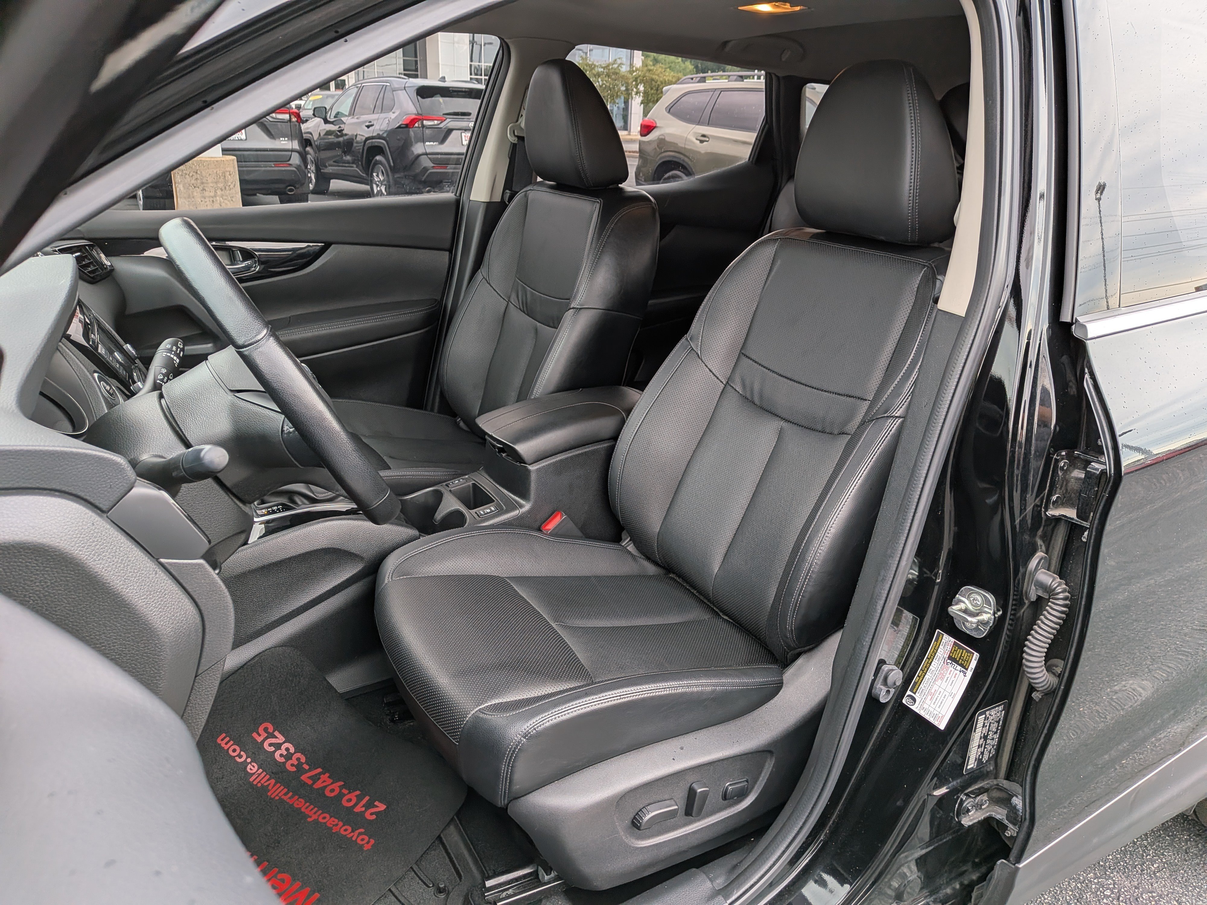 Used 2022 Nissan Rogue Sport SL w/ Premium Package AWD/4WD image 14