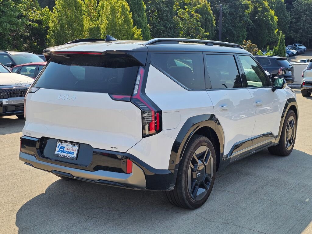 New 2026 Kia EV9 GT-Line image 5