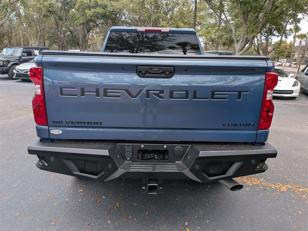 Used 2025 Chevrolet Silverado 2500 Custom w/ Custom Convenience Package image 5