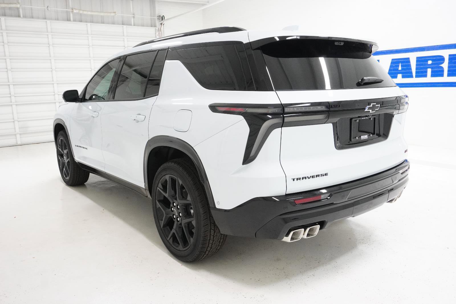 New 2026 Chevrolet Traverse RS w/ LPO, Floor Liner Package image 10