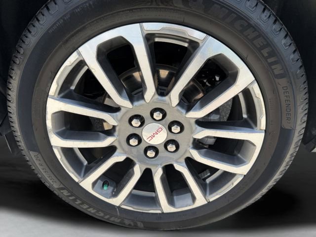 Used 2021 GMC Acadia Denali w/ Denali Ultimate Package AWD/4WD image 39