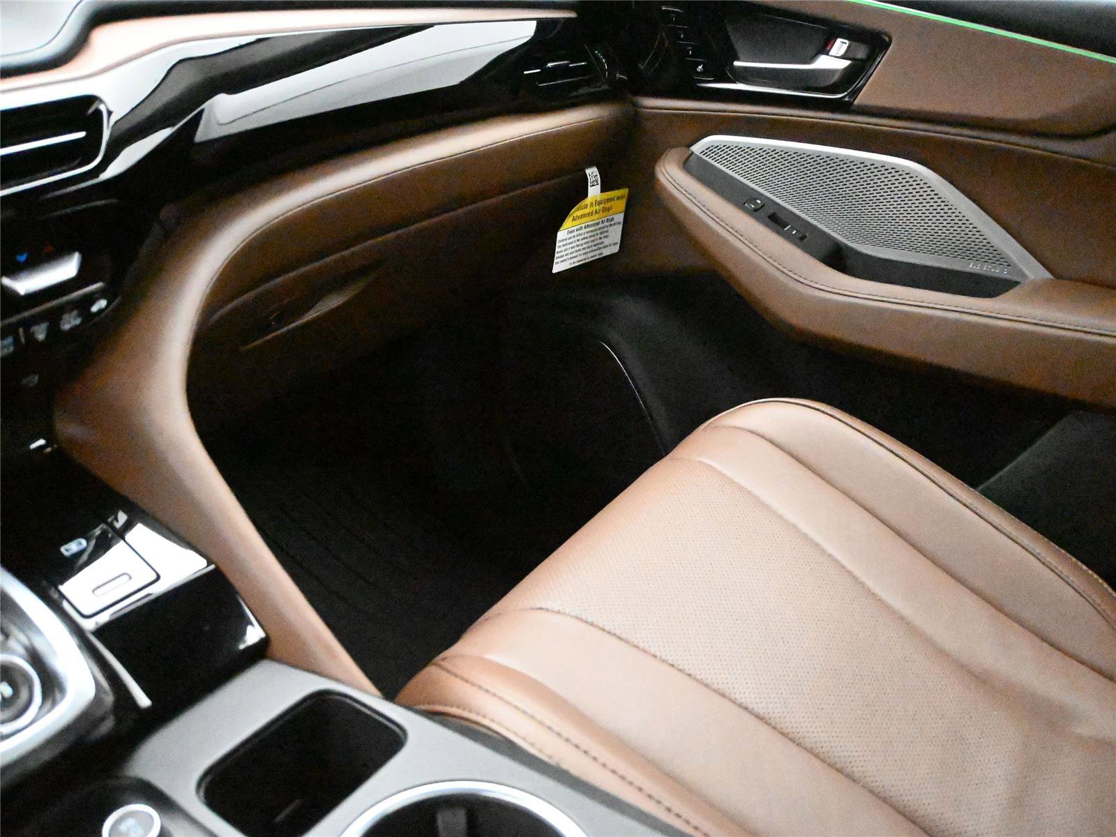 Certified 2024 Acura MDX SH-AWD w/ Technology Package image 7