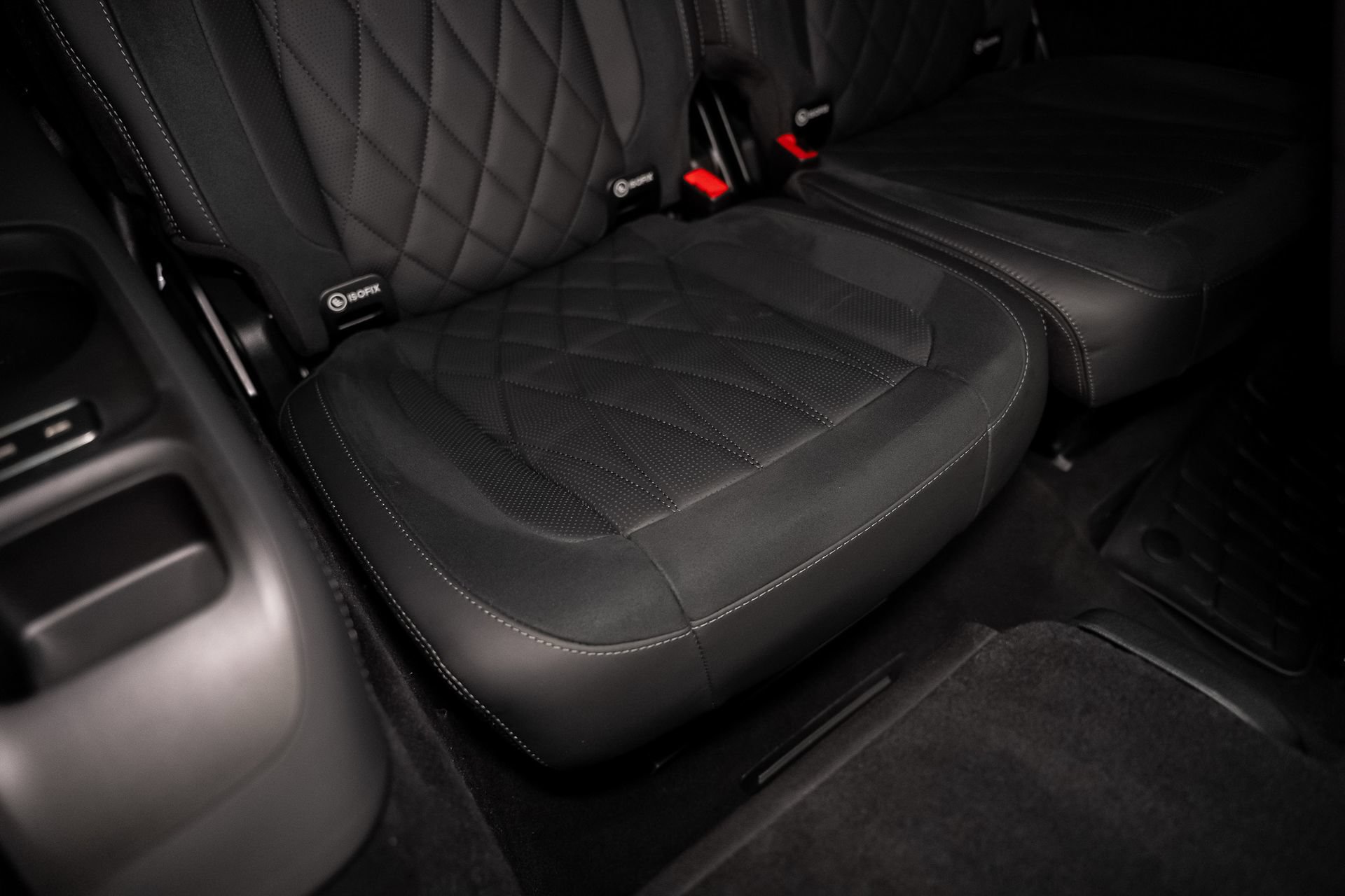 Used 2024 Mercedes-Benz GLS 63 AMG 4MATIC w/ Acoustic Comfort Package image 75