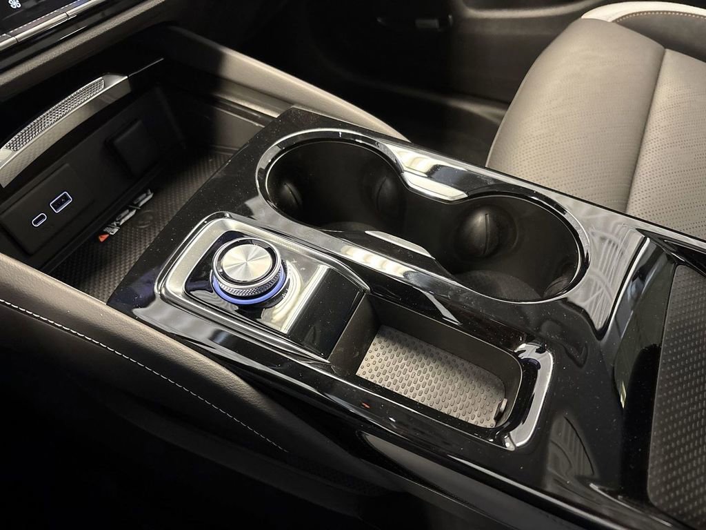 New 2025 Buick Envision Sport Touring image 22