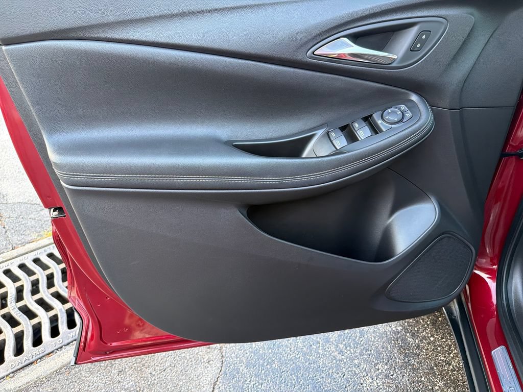 Certified 2023 Buick Encore GX Preferred w/ Cold Weather Comfort Package AWD/4WD image 12