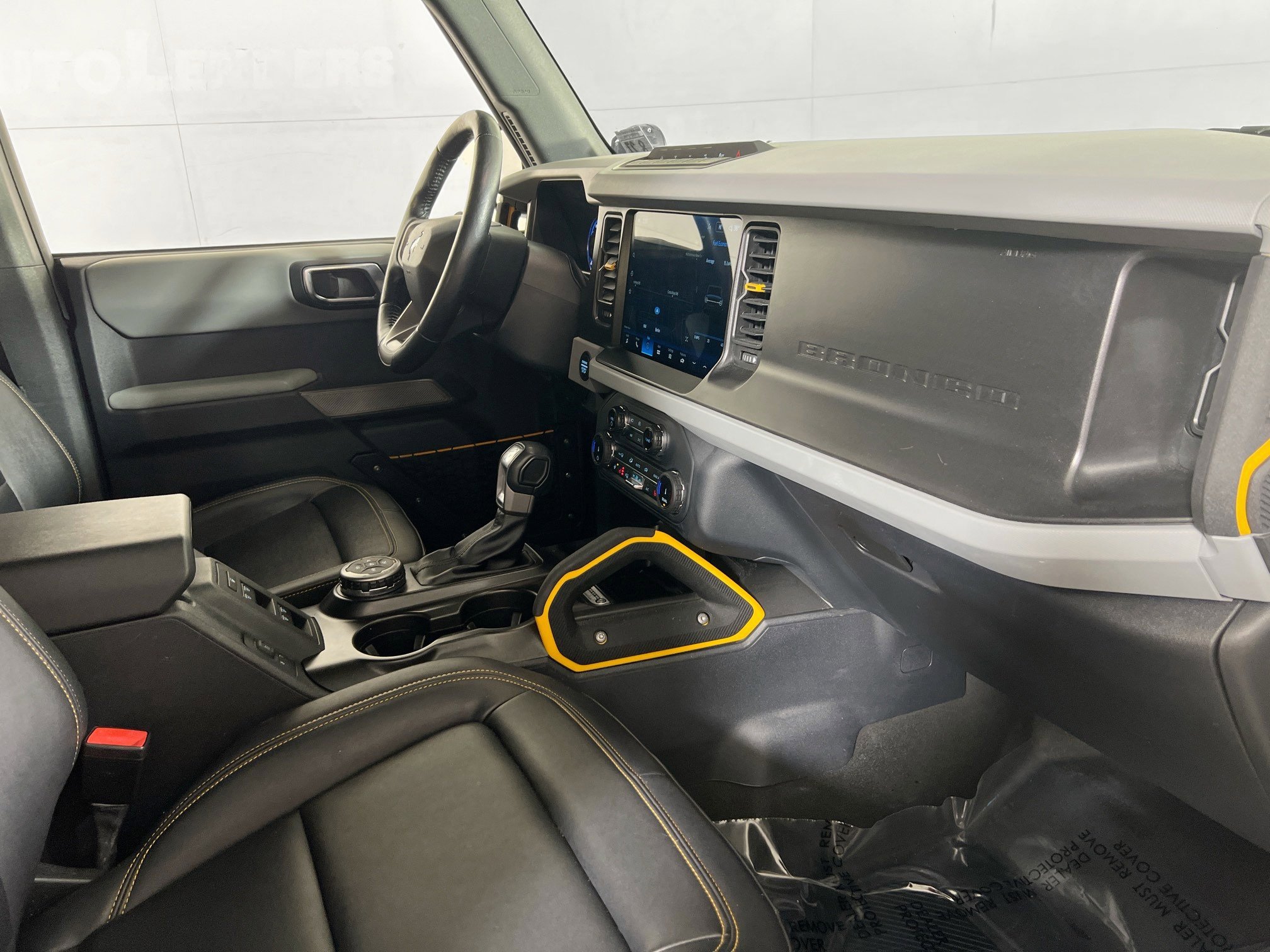 Used 2022 Ford Bronco Badlands image 28