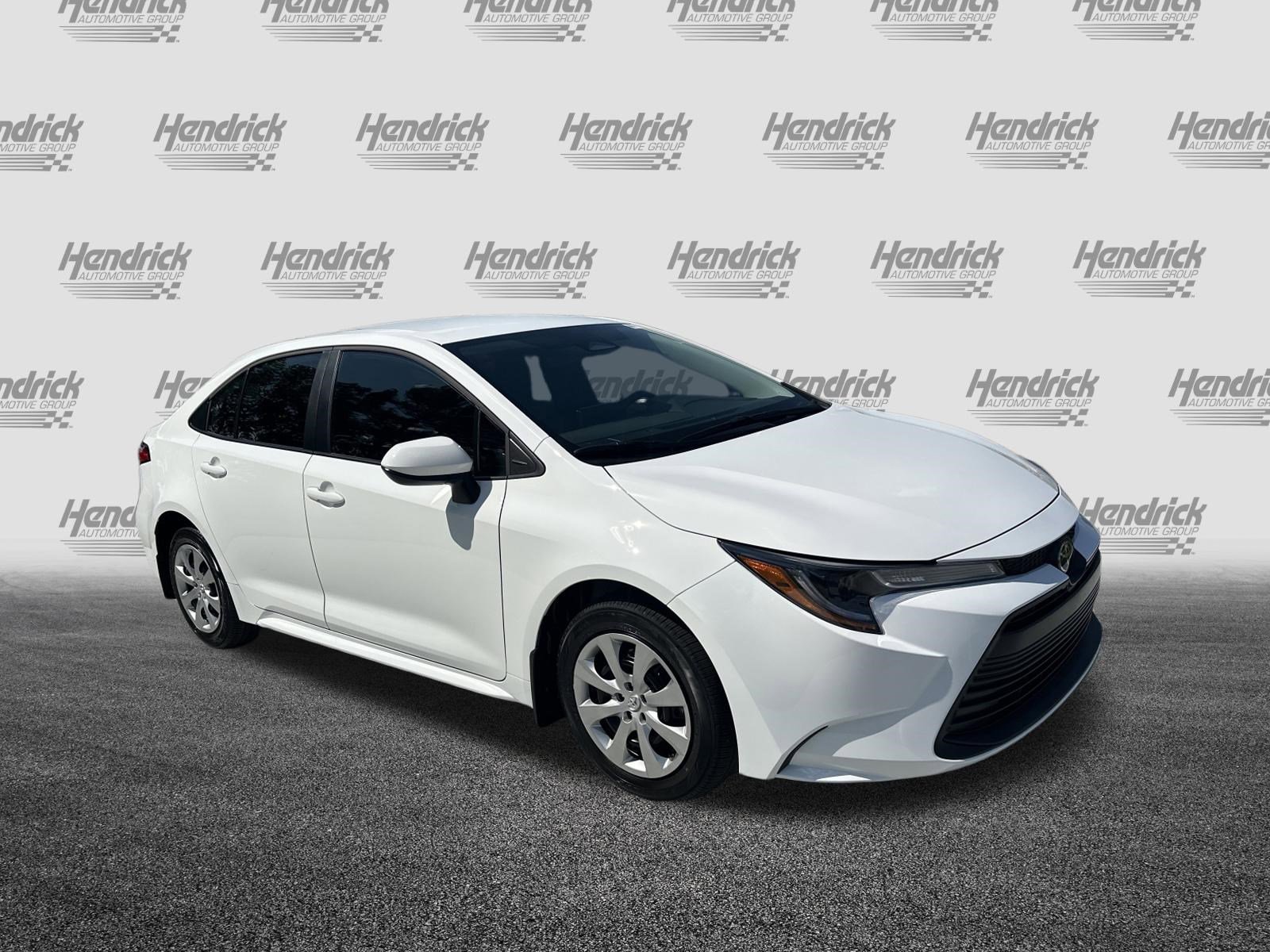 Used 2026 Toyota Corolla LE FWD image 2