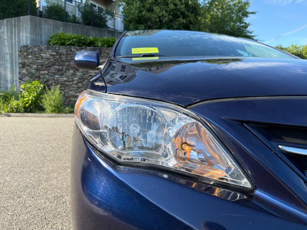 Used 2013 Toyota Corolla LE FWD image 7