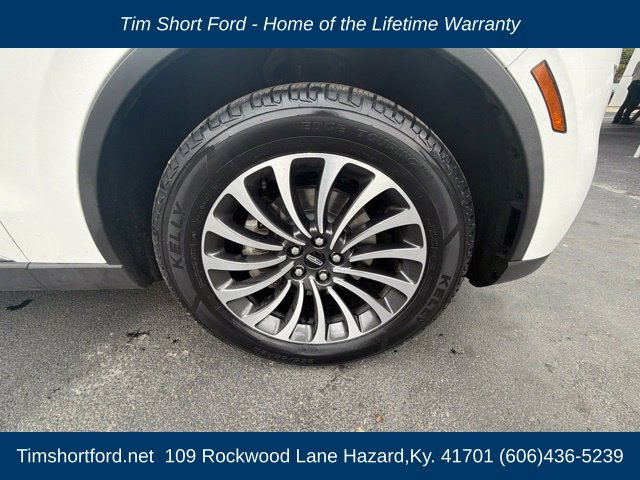 Used 2023 Lincoln Aviator AWD w/ Premium Package image 25