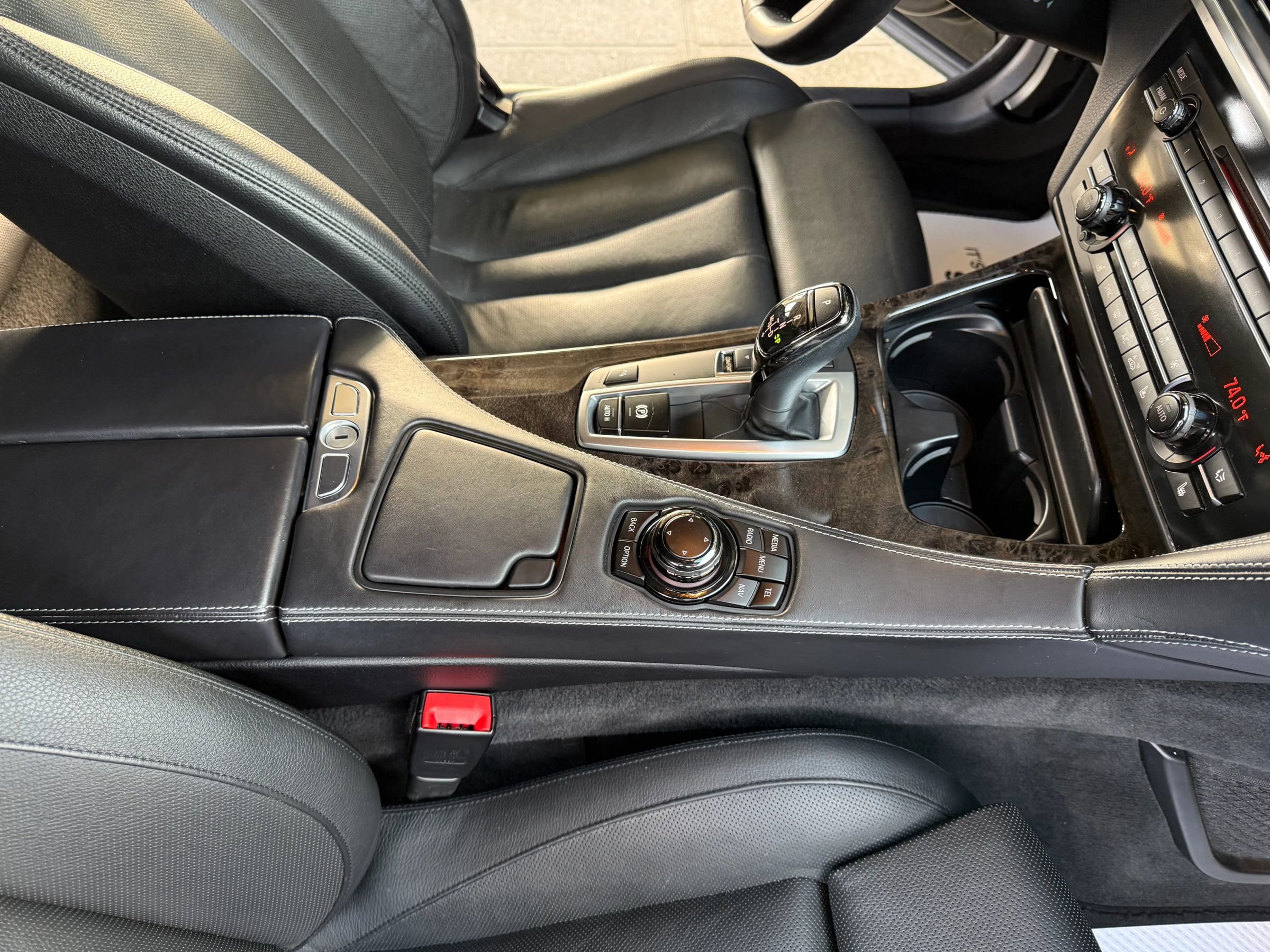 Used 2014 BMW 640i Coupe image 25