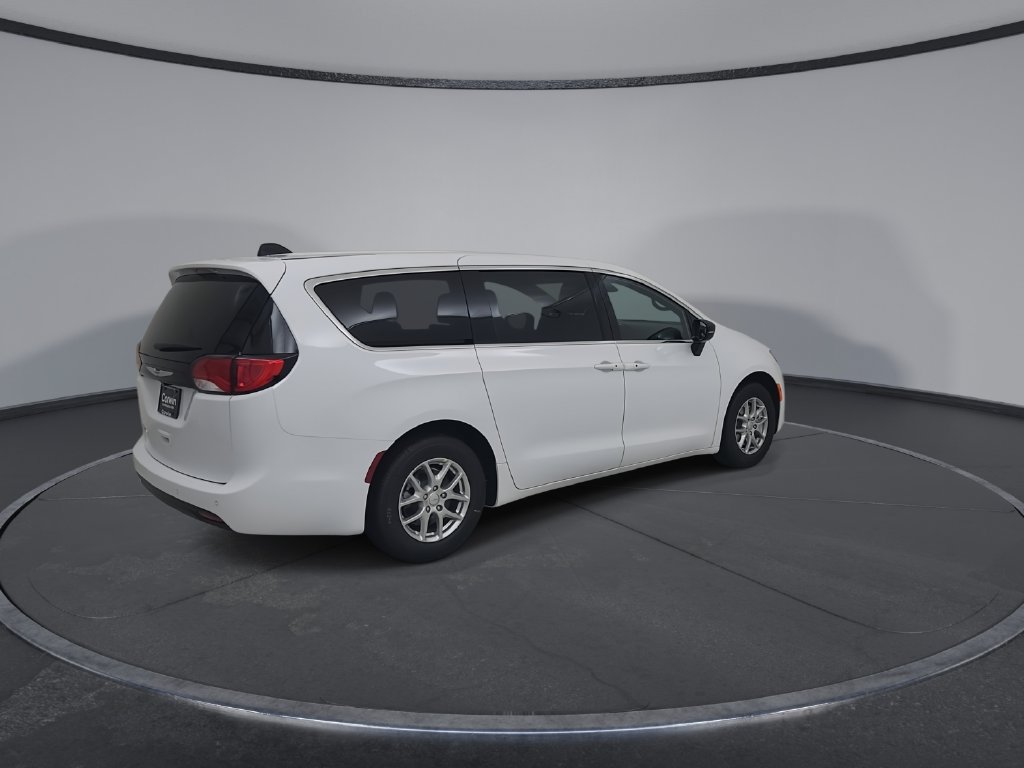 New 2027 Chrysler Pacifica LX FWD image 15