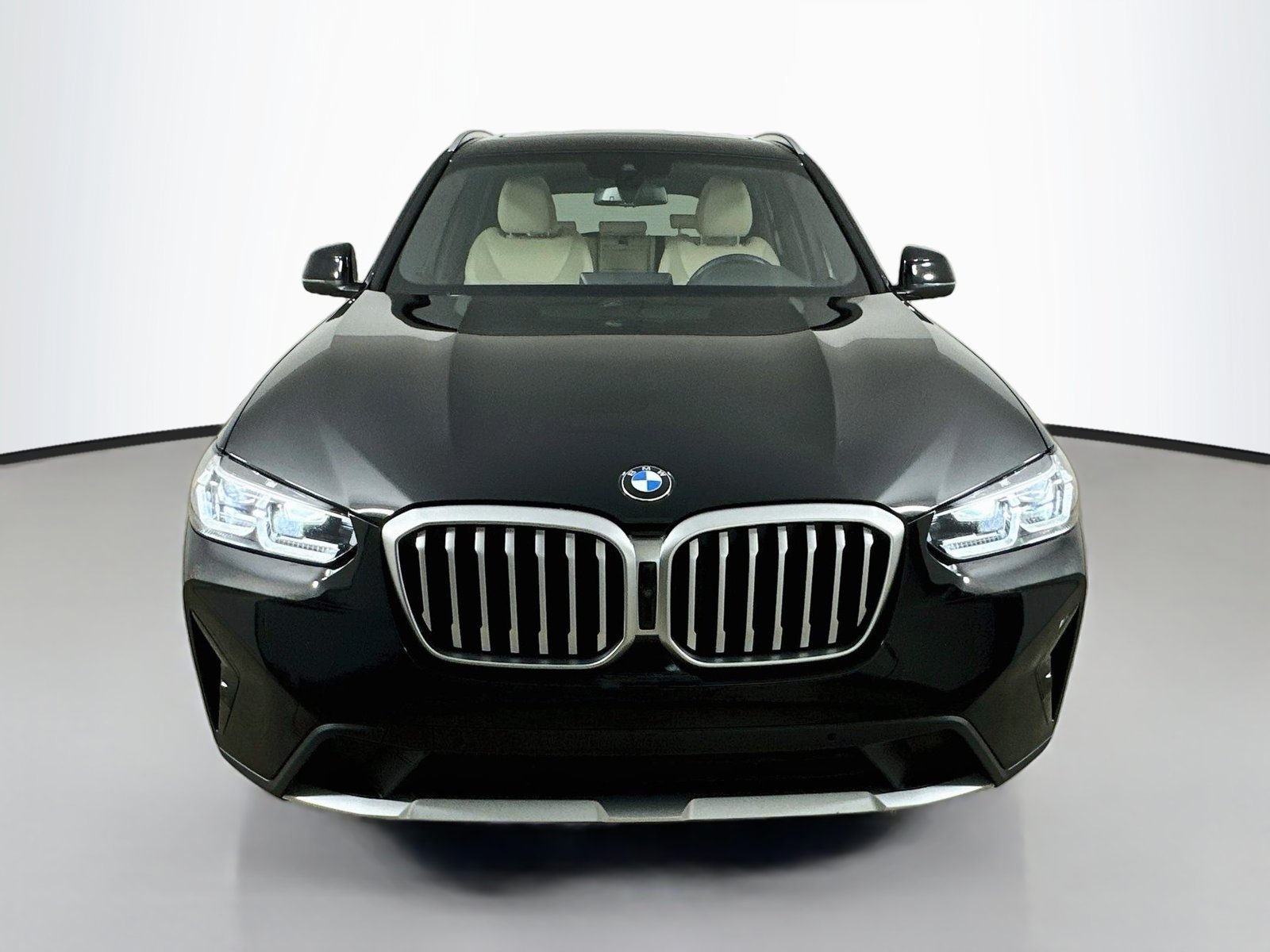 Used 2024 BMW X3 sDrive30i w/ Convenience Package RWD image 2