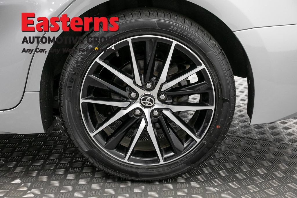 Used 2021 Toyota Camry SE w/ Carpet Mat Package (TMS) FWD image 32