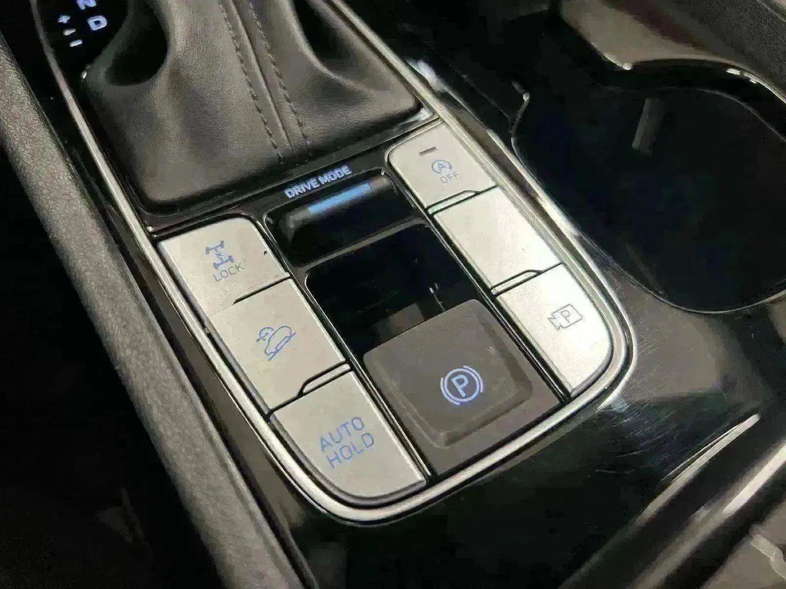 Used 2022 Hyundai Tucson SEL image 24