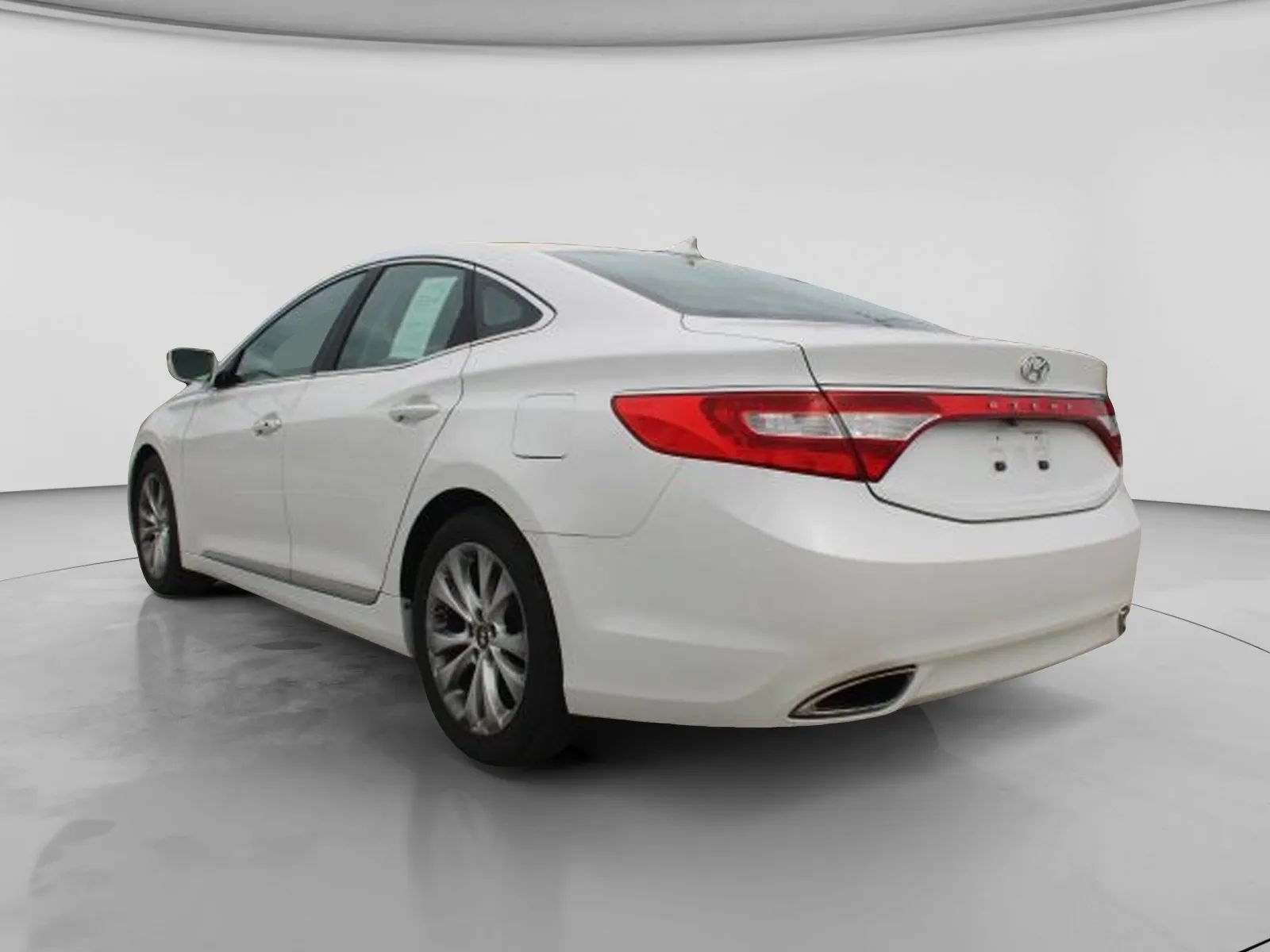 Used 2013 Hyundai Azera FWD image 7