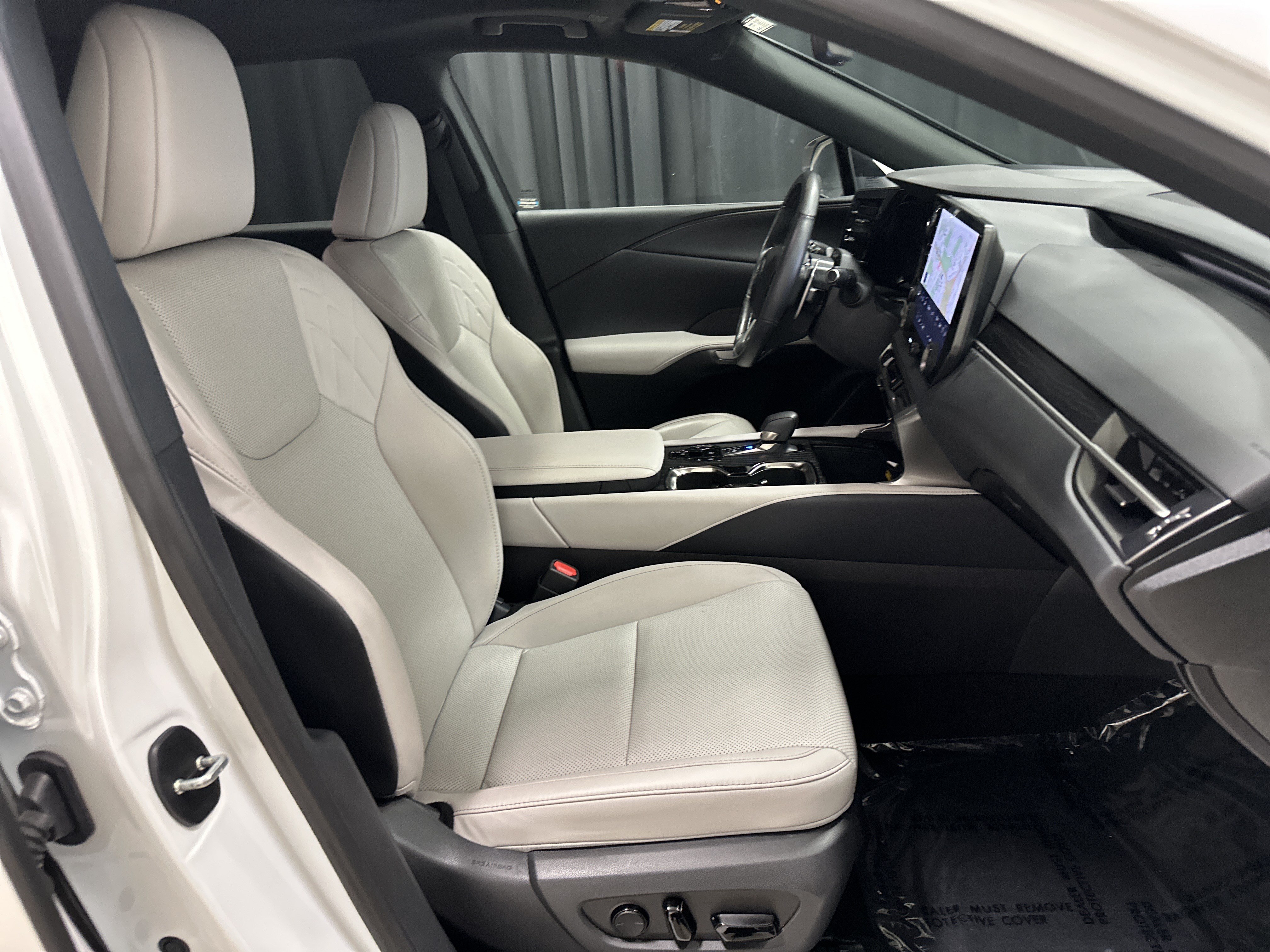 Certified 2024 Lexus RX 350 AWD w/ Premium Package w/ Convenience Package image 33