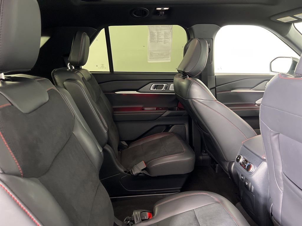 Used 2026 Ford Explorer ST w/ Sun And Sound Package image 15