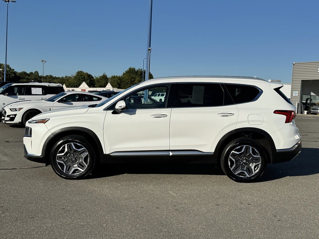 Used 2023 Hyundai Santa Fe Limited image 3