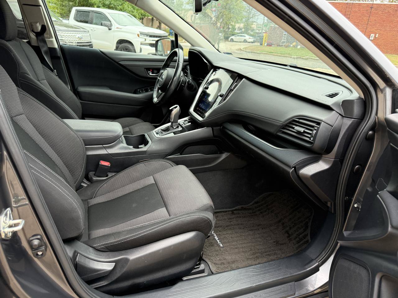 Used 2021 Subaru Outback Premium AWD/4WD image 22