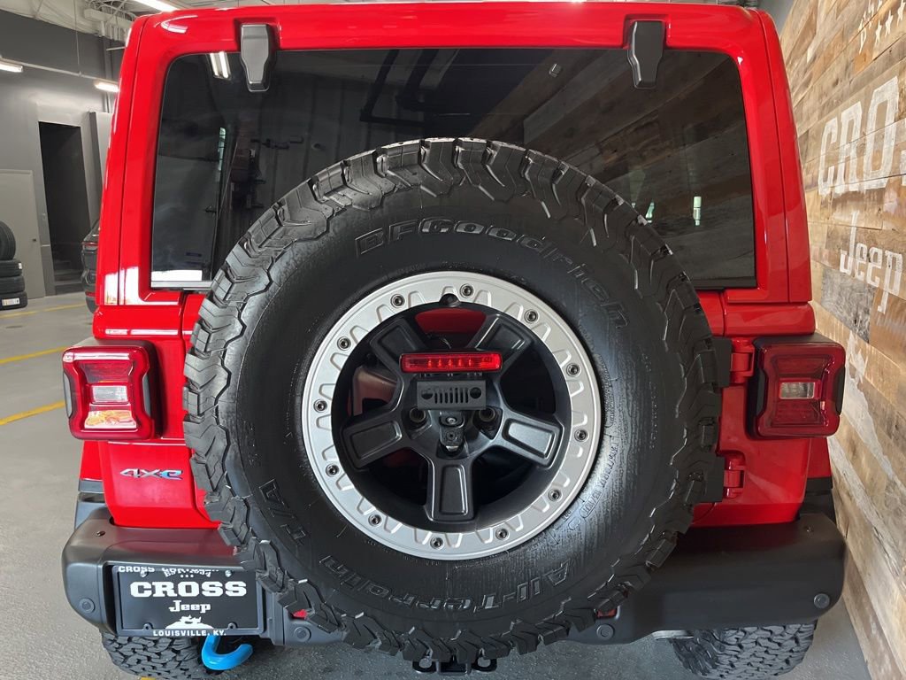 Used 2024 Jeep Wrangler Unlimited Rubicon 4xe AWD/4WD image 27