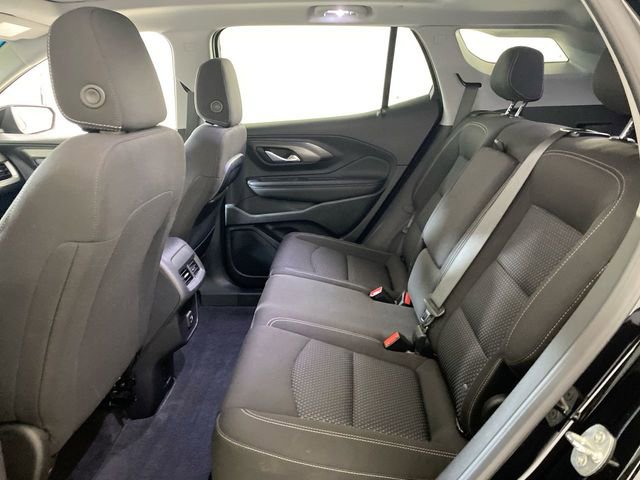 Used 2023 GMC Terrain SLE w/ Driver Convenience Package image 28
