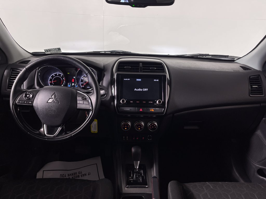 Used 2025 Mitsubishi Outlander Sport ES AWD/4WD image 14