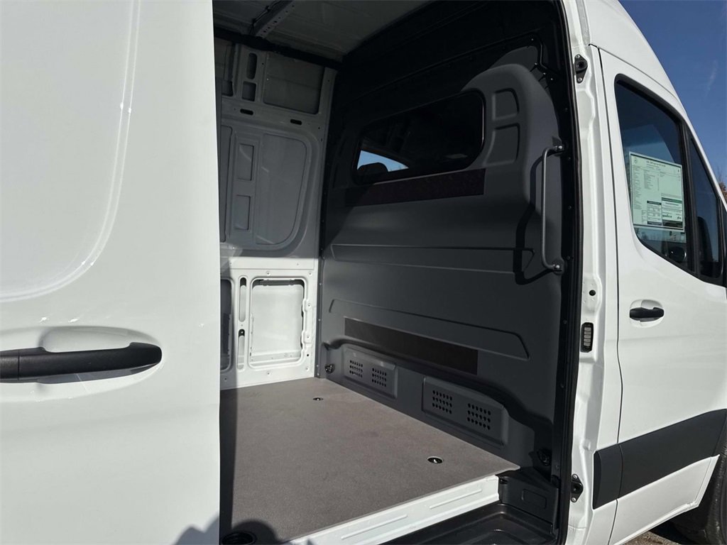 New 2026 Mercedes-Benz Sprinter 144 Cargo image 12