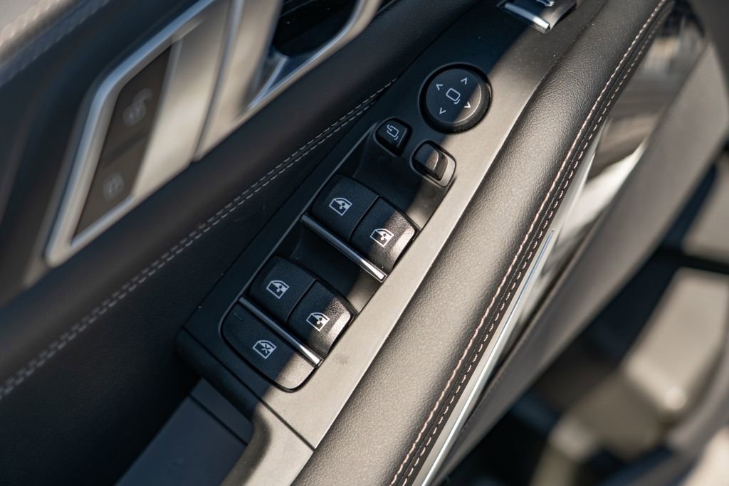 Used 2025 BMW X5 M60i image 13