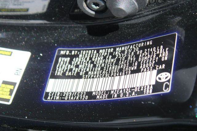 Certified 2020 Toyota Corolla SE w/ SE Premium Package FWD image 17