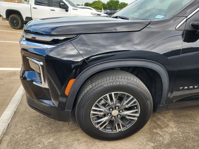 Used 2024 Chevrolet Traverse LT image 7