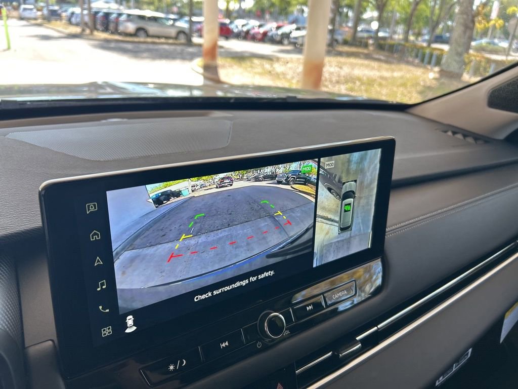 New 2025 Mitsubishi Outlander SE image 10