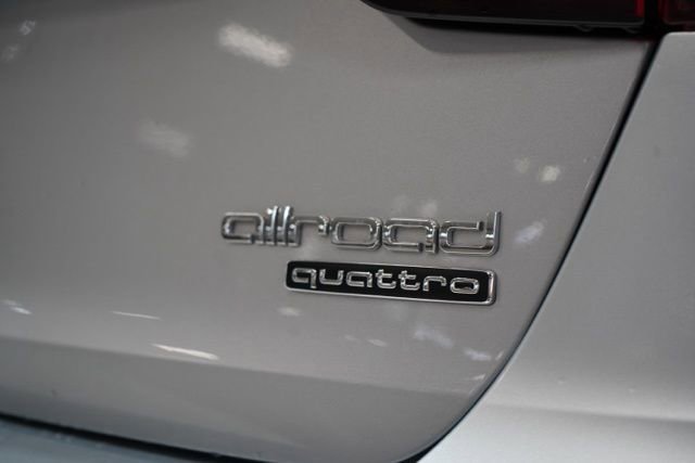 Used 2023 Audi A4 2.0T allroad Premium Plus AWD/4WD image 9
