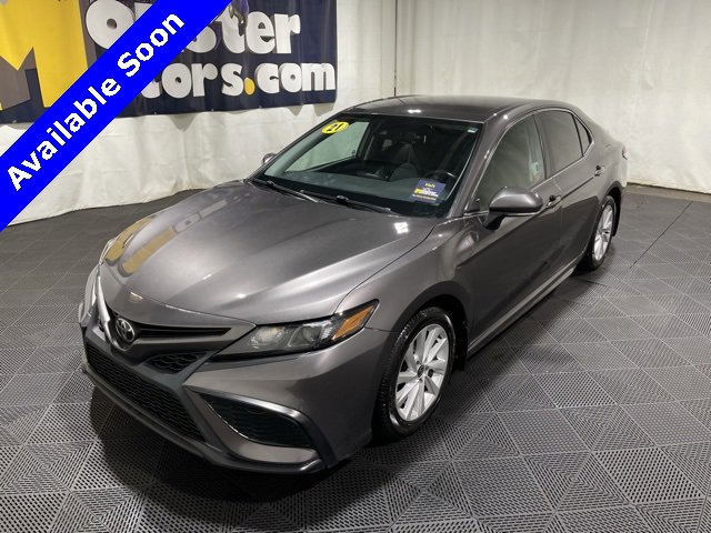 Used 2021 Toyota Camry SE