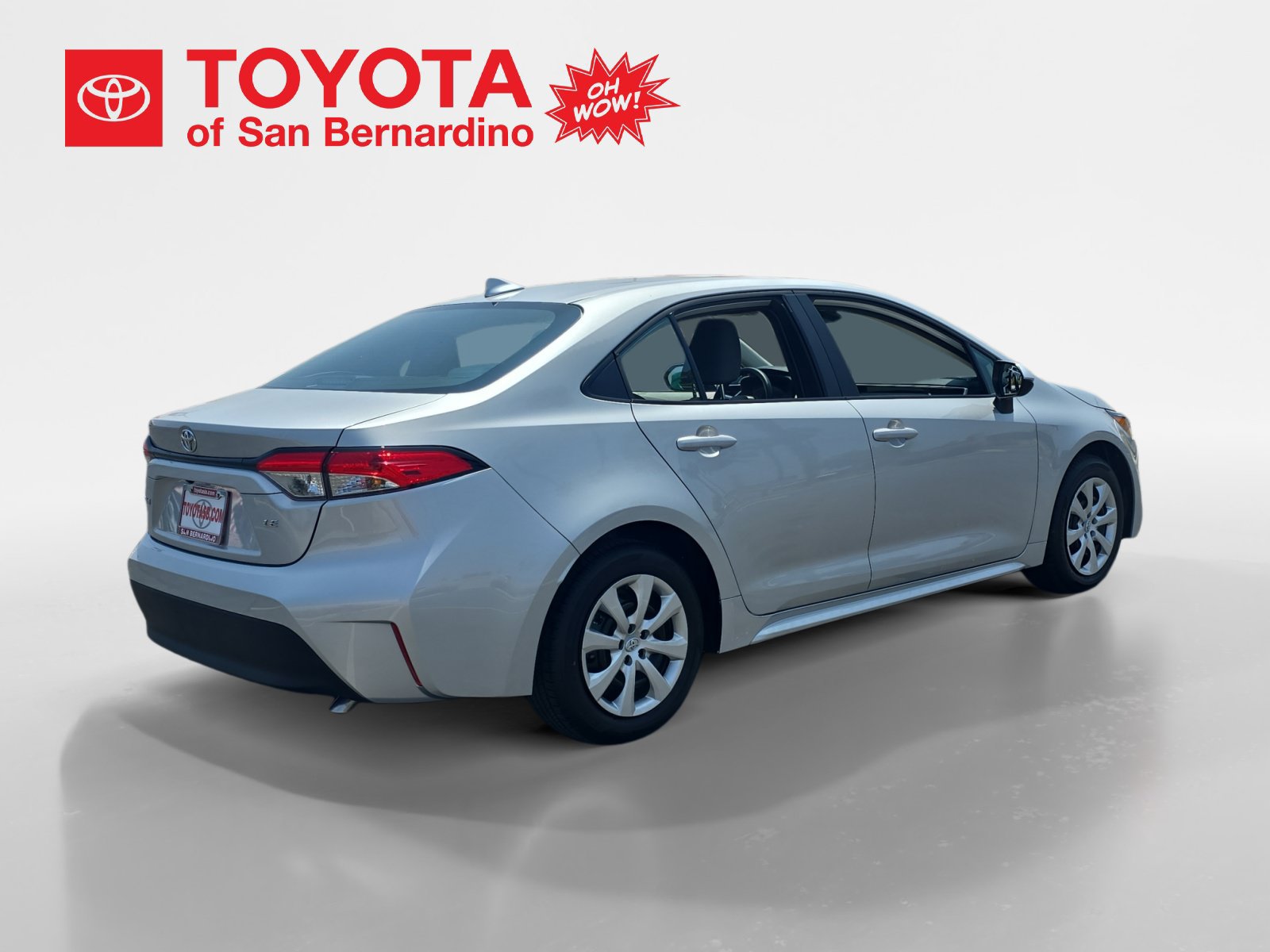 Certified 2025 Toyota Corolla LE FWD image 5