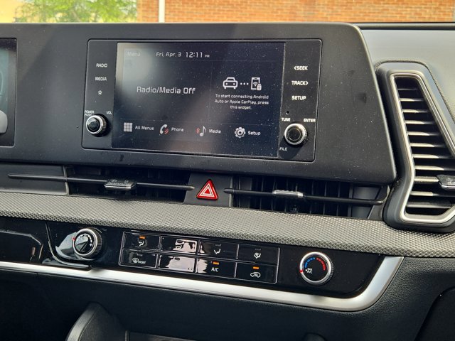 Certified 2025 Kia Sportage LX AWD/4WD image 16