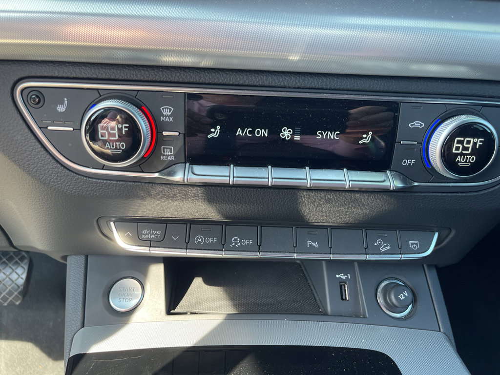 Used 2025 Audi Q5 2.0T Premium image 26