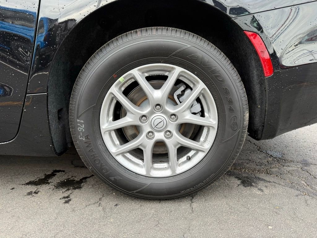 New 2026 Chrysler Pacifica Select FWD image 34