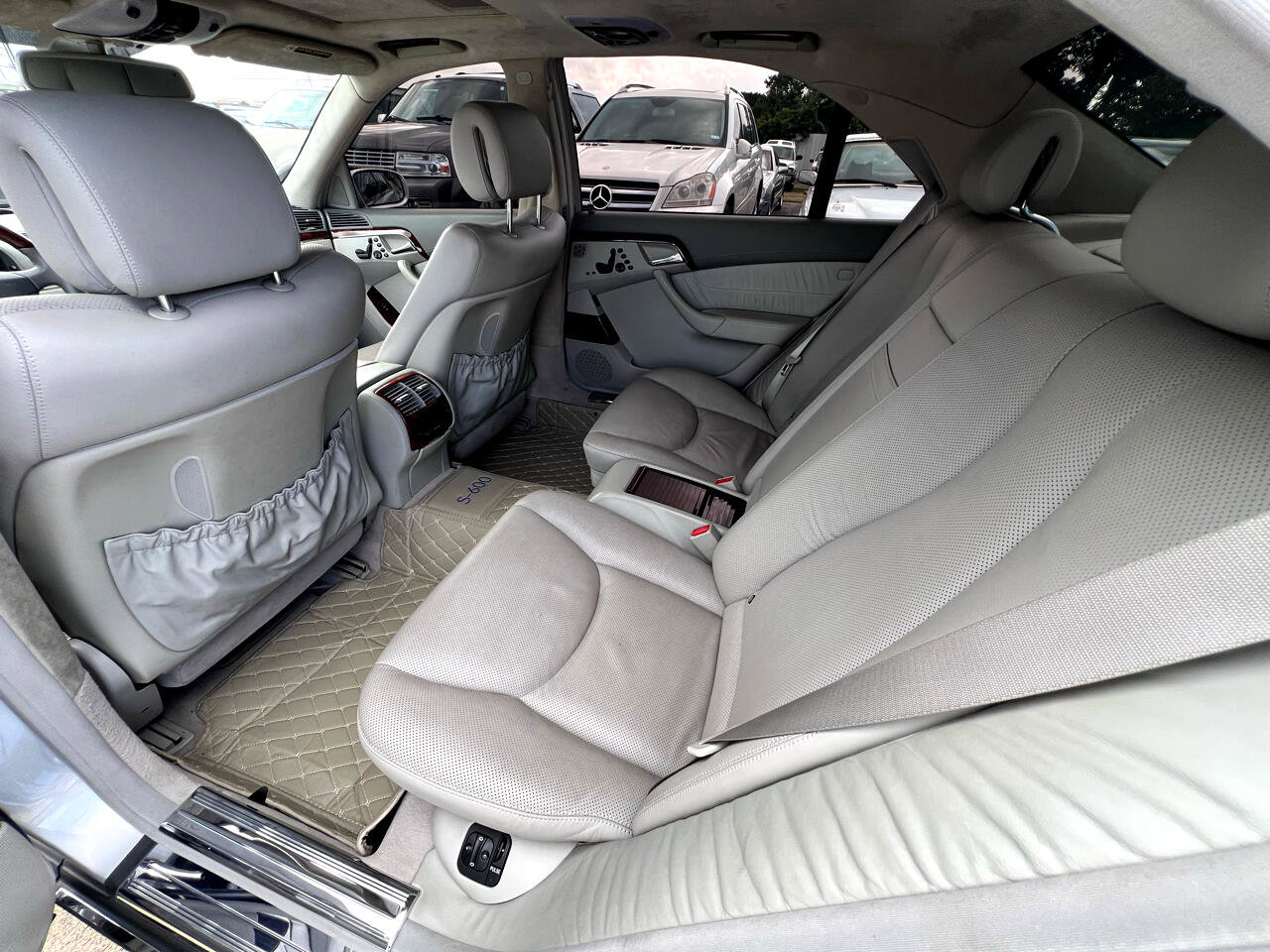 Used 2005 Mercedes-Benz S 600 image 31