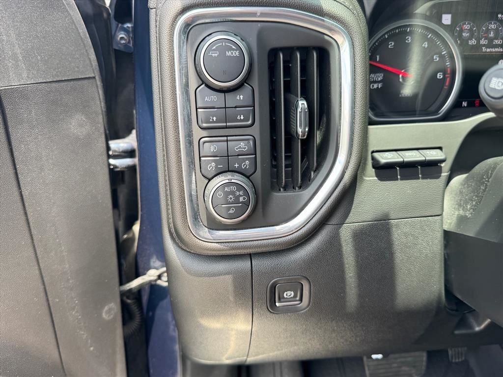 Used 2020 Chevrolet Silverado 1500 High Country w/ Technology Package AWD/4WD image 22