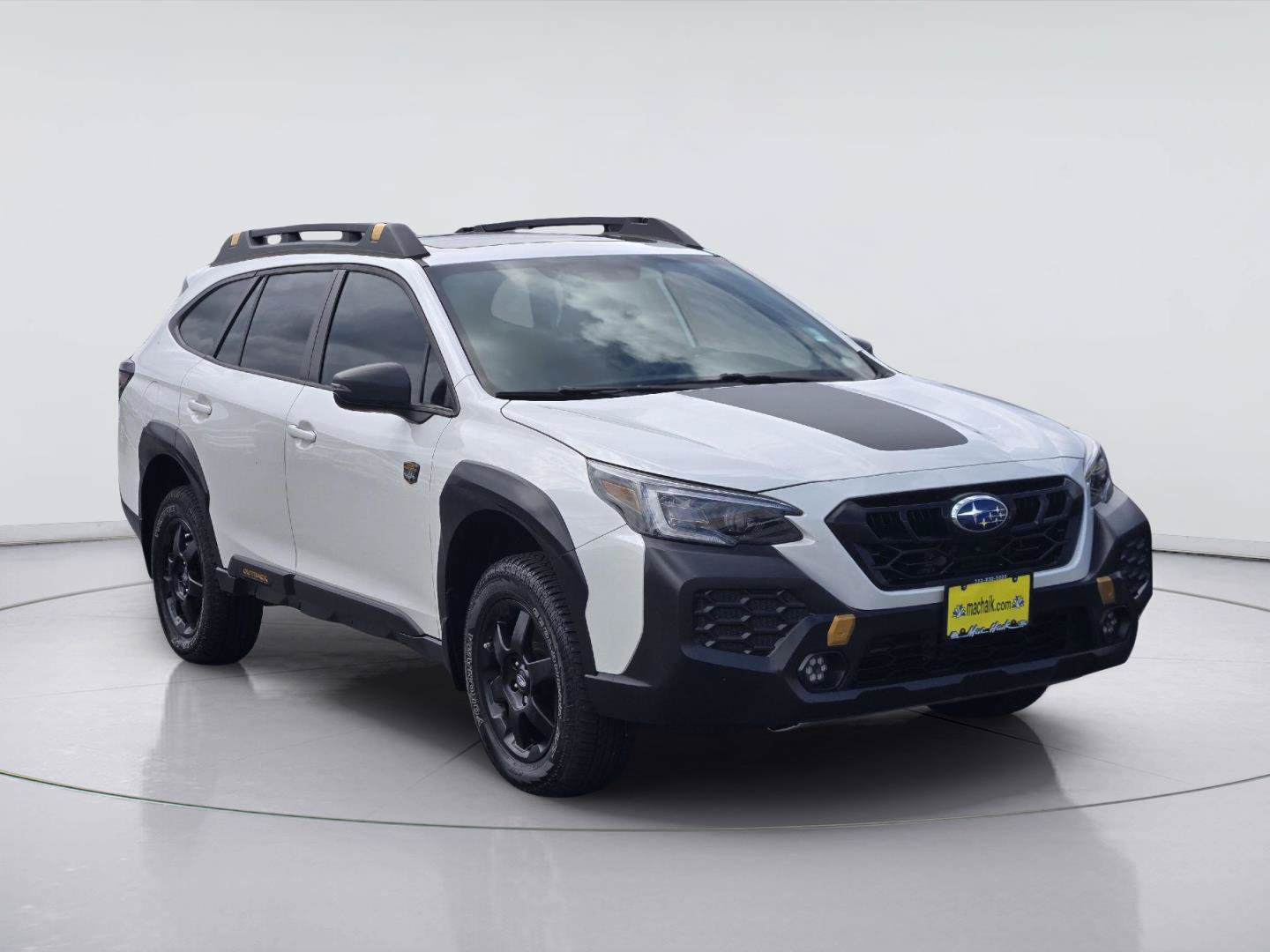Used 2025 Subaru Outback Wilderness AWD/4WD image 3