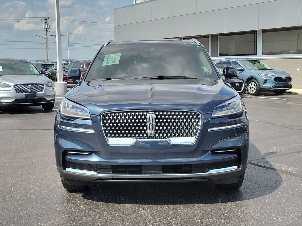 Certified 2024 Lincoln Aviator Reserve w/ Equipment Group 201A AWD/4WD image 2